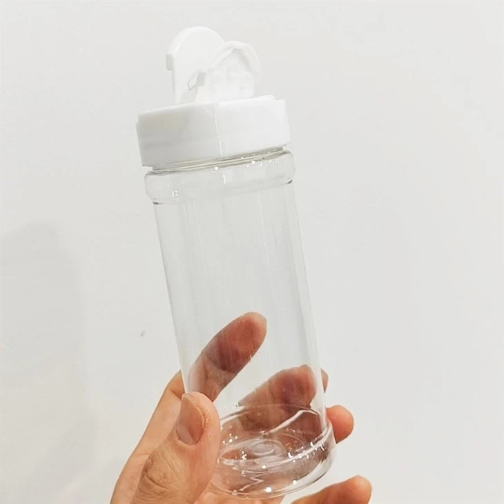 8oz Plastic Seasoning Bottles